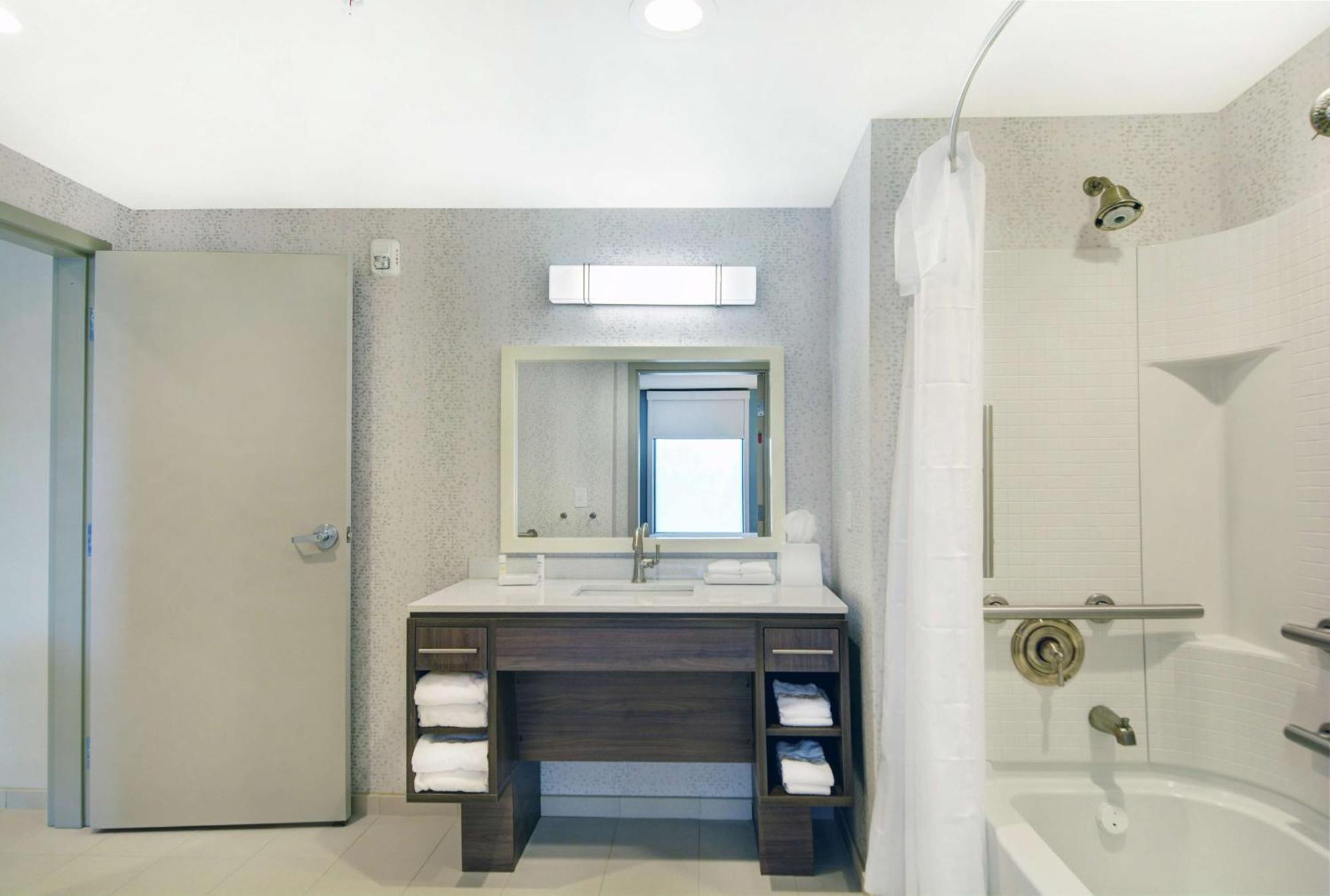 Home2 Suites By Hilton Raleigh Durham Airport Rtp Clegg Εξωτερικό φωτογραφία